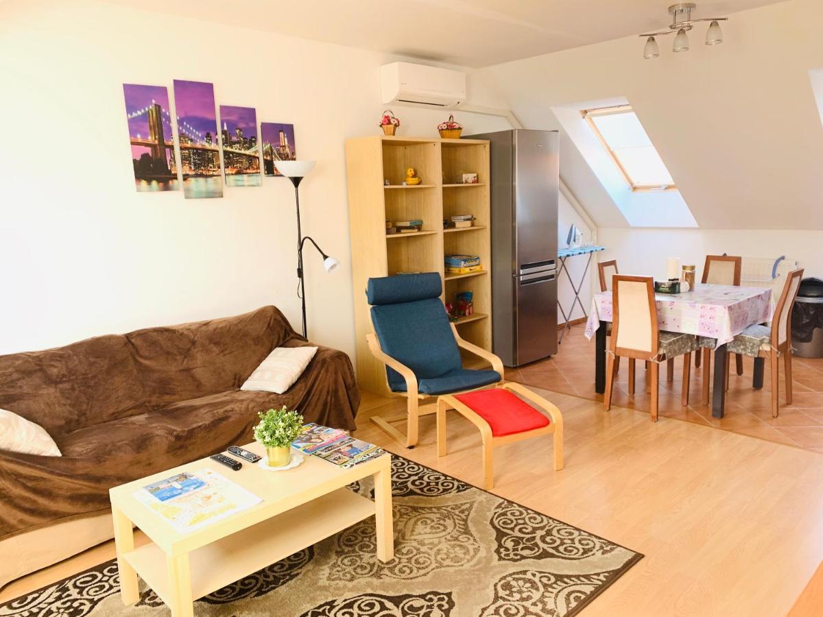 Apartment Biely Kostol ภายนอก รูปภาพ